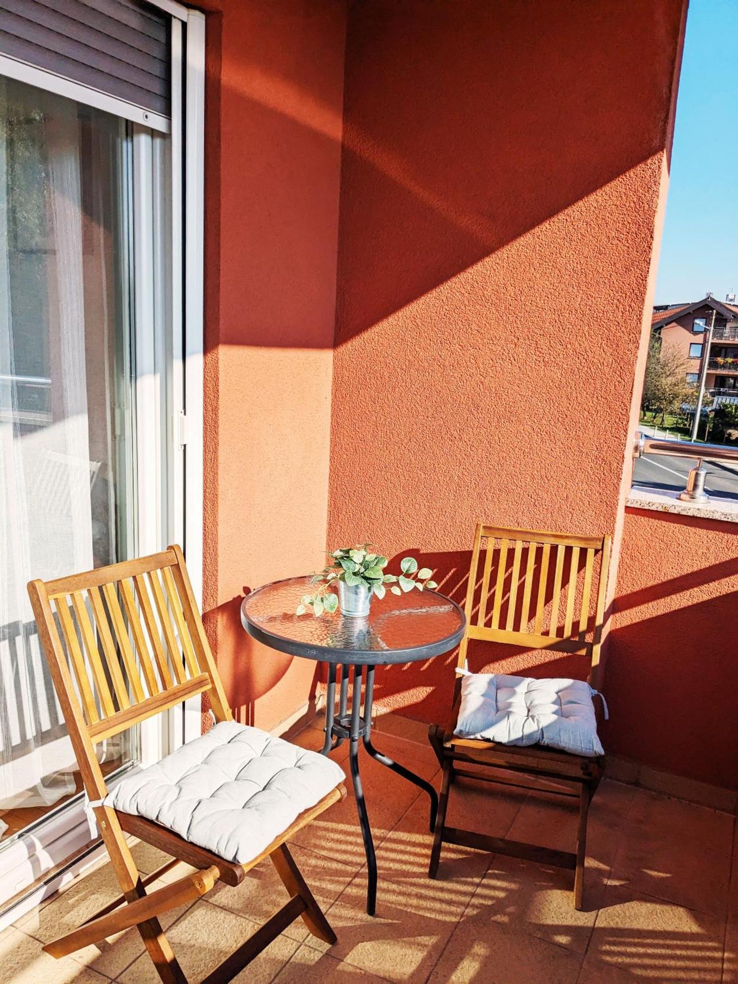 Doma-Lu Apartment-Near Airport And Highway- Free Parking Velika Mlaka Eksteriør billede