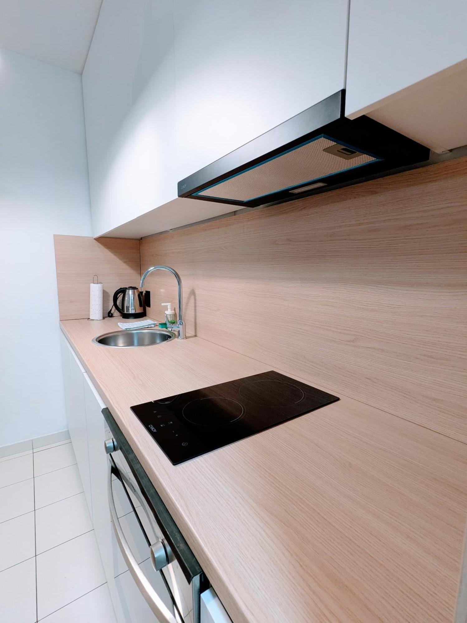 Doma-Lu Apartment-Near Airport And Highway- Free Parking Velika Mlaka Eksteriør billede